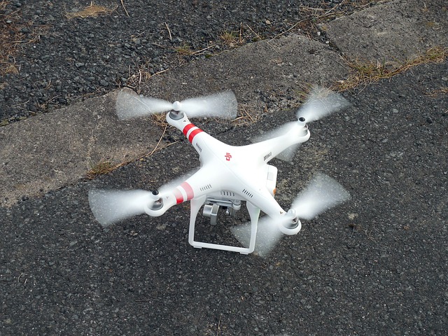 quadrotor-451760_640